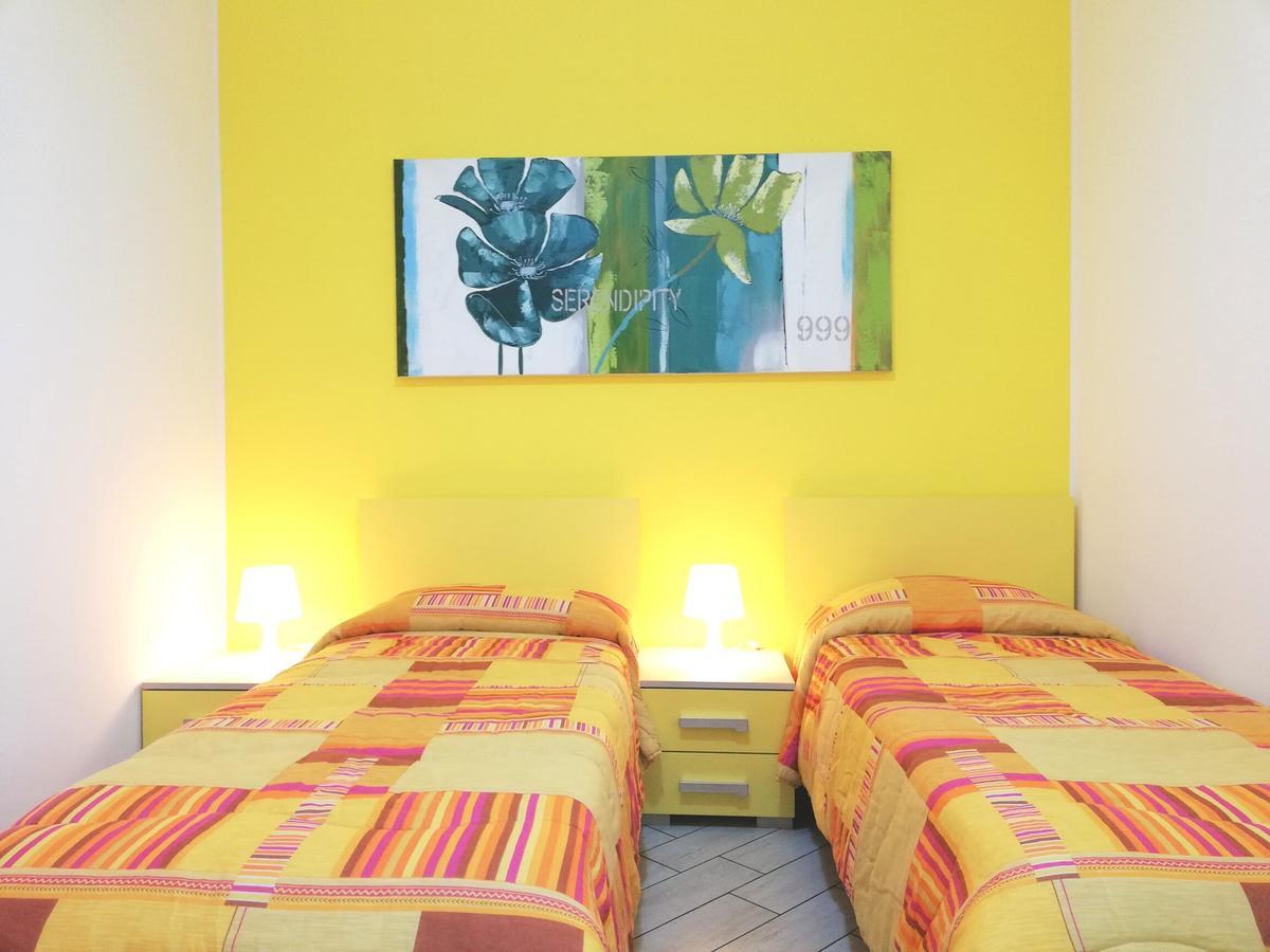 Capo D'Orlando Apartments ภายนอก รูปภาพ
